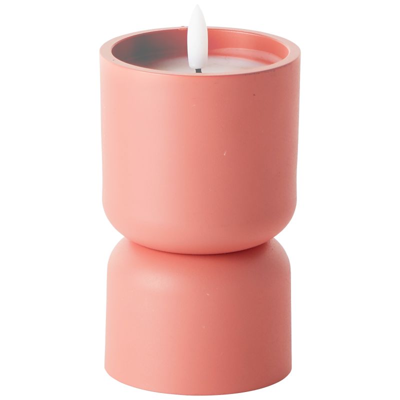 Lovere 15cm Rosa från Brilliant - Lovere &auml;r ett elegant LED-ljus och skapar en varm och st&auml;mningsfull atmosf&auml;r i hemmet.
