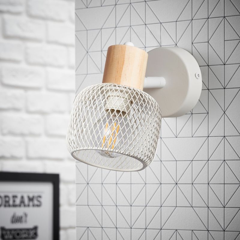 Giada 15cm Vit vägglampa från Brilliant - Giada v&auml;ggspotlight &auml;r en stilren och flexibel belysningsl&ouml;sning som kan monteras b&aring;de p&aring; v&auml;gg och i tak.