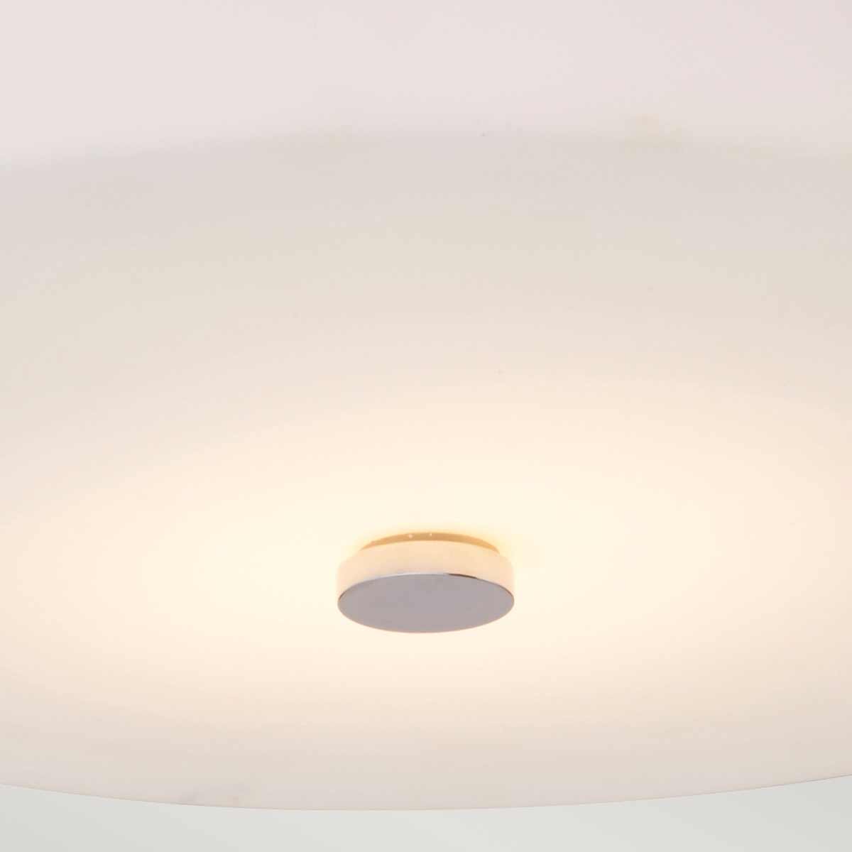 Tamar Ø30 Polerad krom badrumslampa från Elstead Lighting - Tamar plafond i polerad krom &auml;r en stilren och funktionell belysningsl&ouml;sning, perfekt f&ouml;r badrum tack vare IP44-klassningen, men &auml;ven l&auml;mplig f&ouml;r korridorer och rum med l&aring;gt i tak.